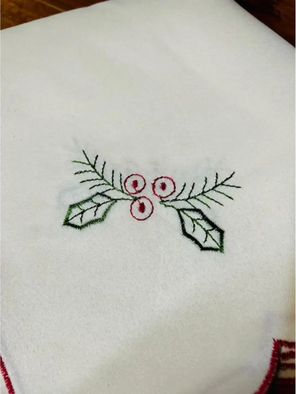 Vintage Embroidered Christmas Holiday Napkins Set of 12